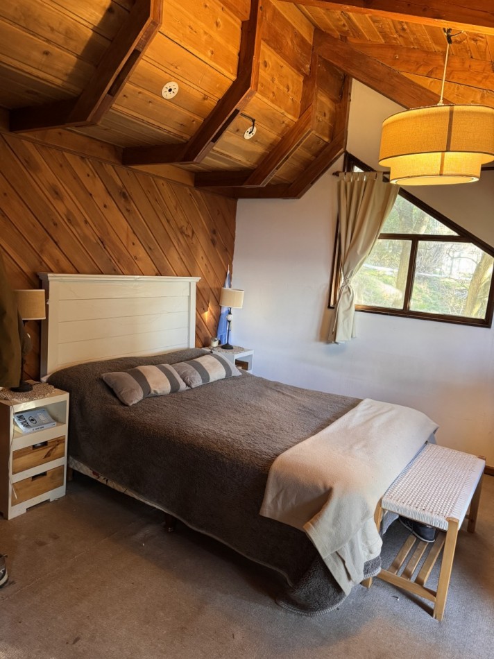 Pintoresca casa en venta con Vista al lago 