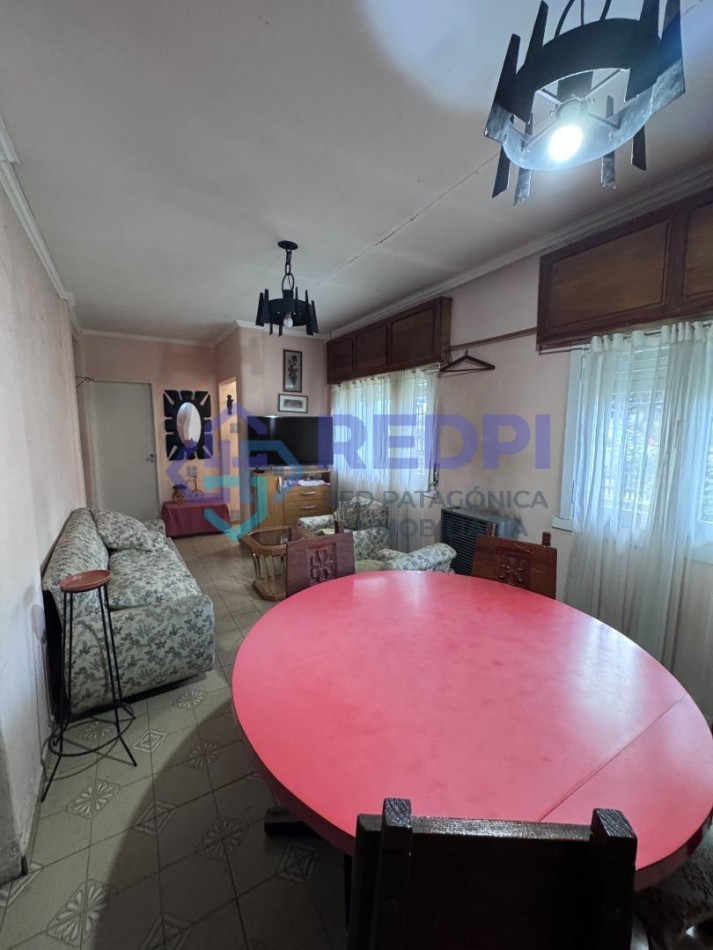 LOTE con factibilidad para edificio con casa