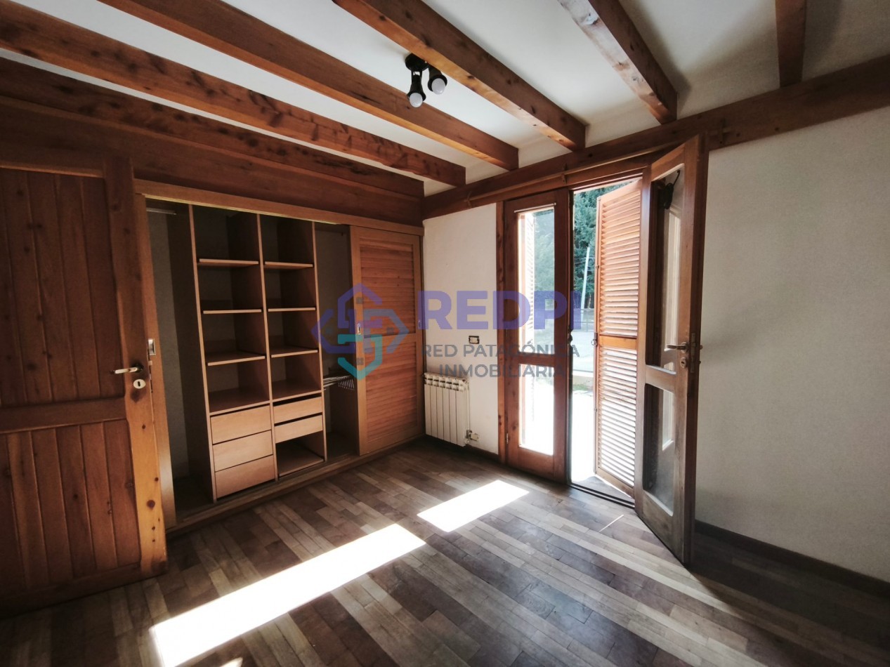 Casa de tres dormitorios en barrio Las Margaritas alquiler permanente 