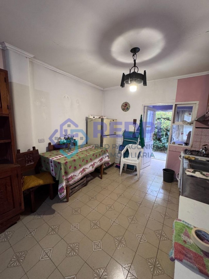 LOTE con factibilidad para edificio con casa