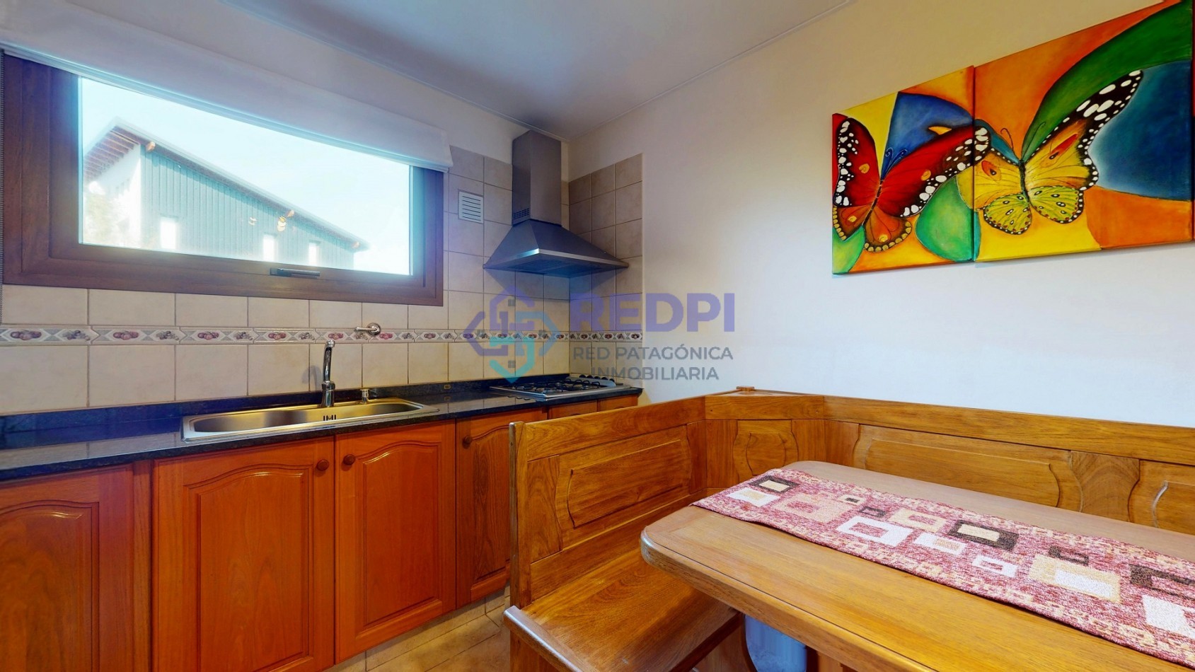 7 ambientes en Dina Huapi posibilidad de independizar el quincho como departamento anexo propiedad con potencial para desarrollar vivienda mas renta ideal
