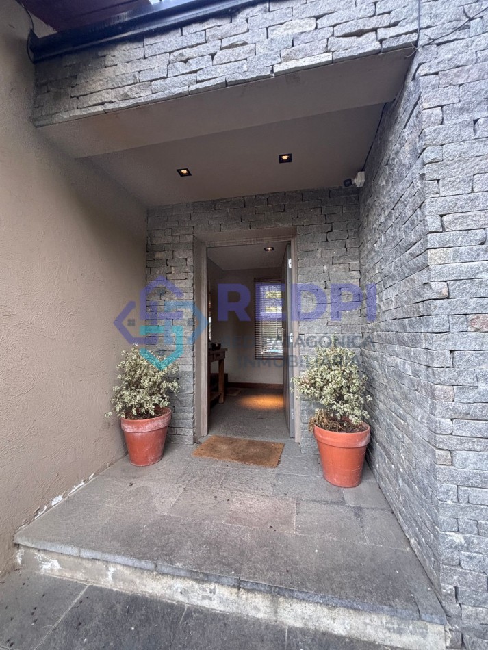 Amplia, comoda y con excelente ubicacion