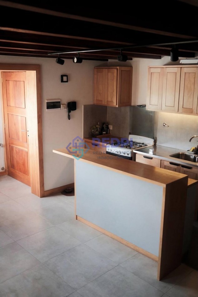 Departamento 2 ambientes con entrepiso cochera porton automatizado impecable en venta Bariloche Barrio San Francisco apto credito apto profesional y turismo 