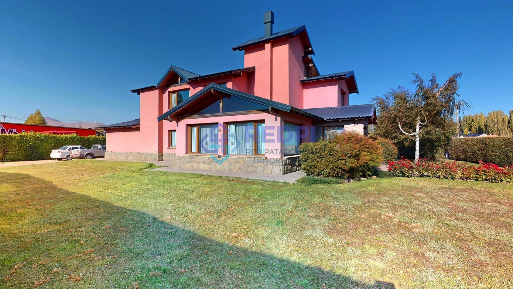 7 ambientes en Dina Huapi posibilidad de independizar el quincho como departamento anexo propiedad con potencial para desarrollar vivienda mas renta ideal