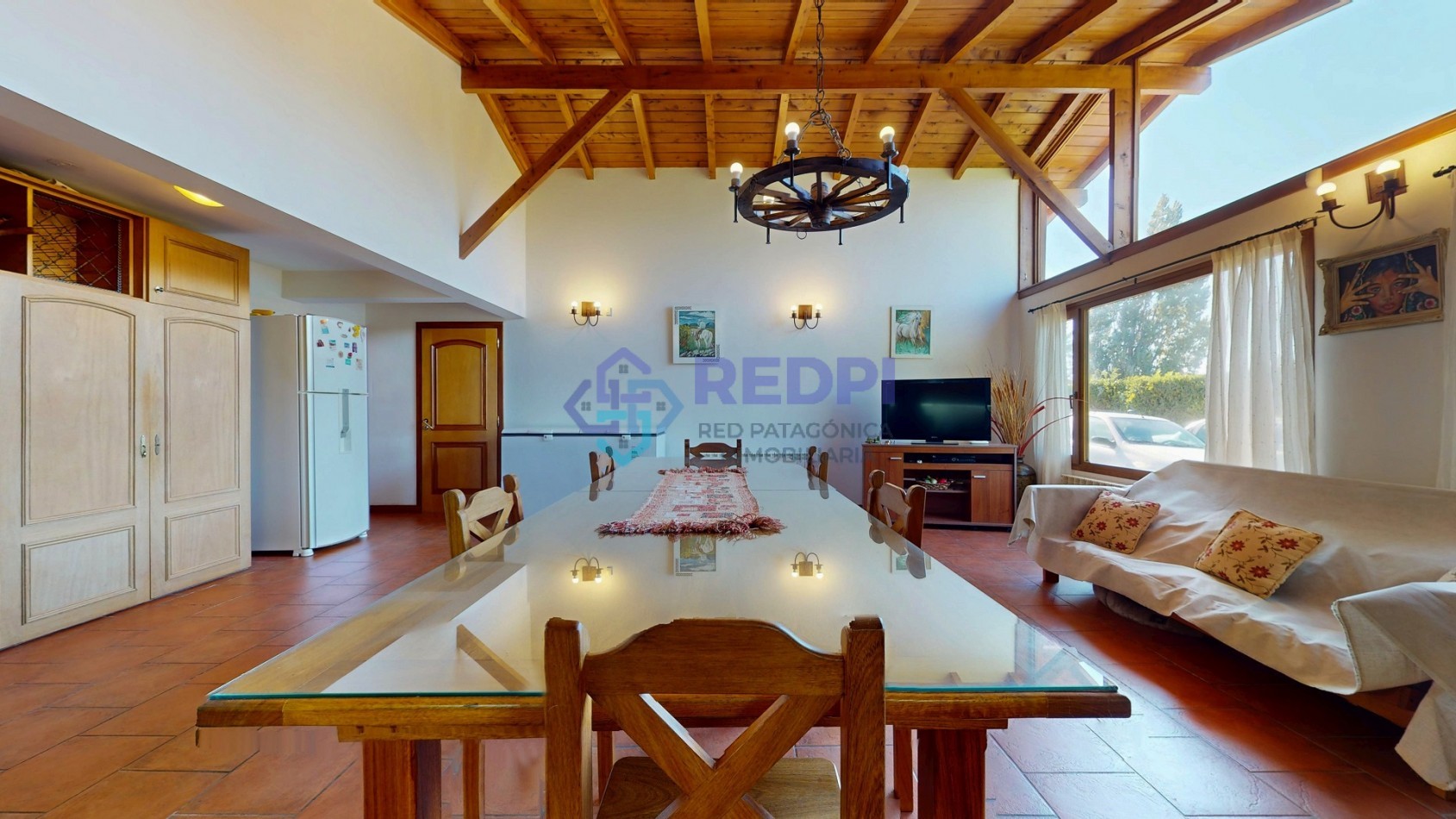 7 ambientes en Dina Huapi posibilidad de independizar el quincho como departamento anexo propiedad con potencial para desarrollar vivienda mas renta ideal