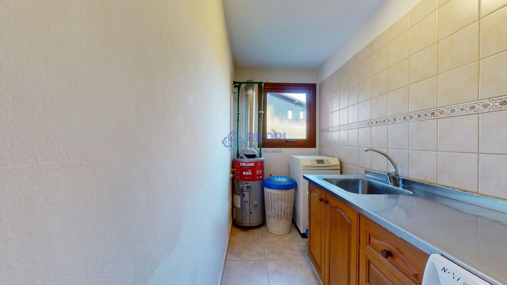 7 ambientes en Dina Huapi posibilidad de independizar el quincho como departamento anexo propiedad con potencial para desarrollar vivienda mas renta ideal