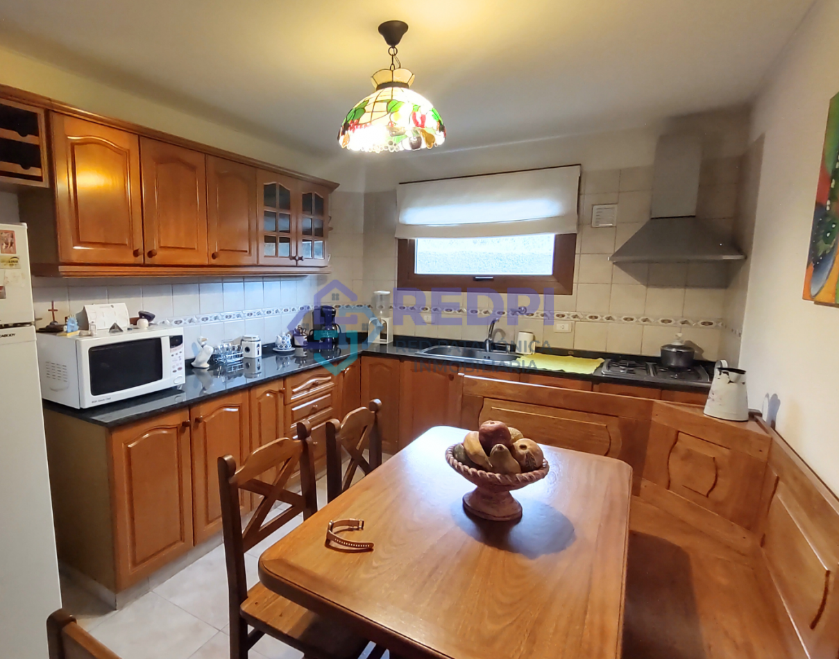 5 dorm con amplio quincho o depto en Dina Huapi