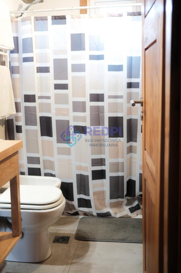 Departamento 2 ambientes con entrepiso cochera porton automatizado impecable en venta Bariloche Barrio San Francisco apto credito apto profesional y turismo 
