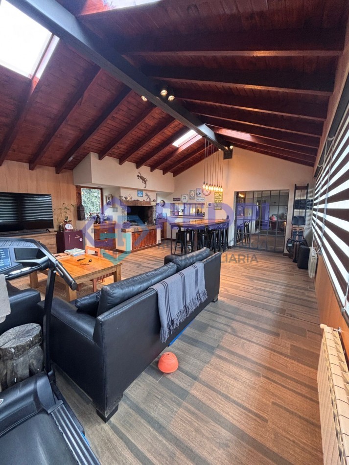 Amplia, comoda y con excelente ubicacion