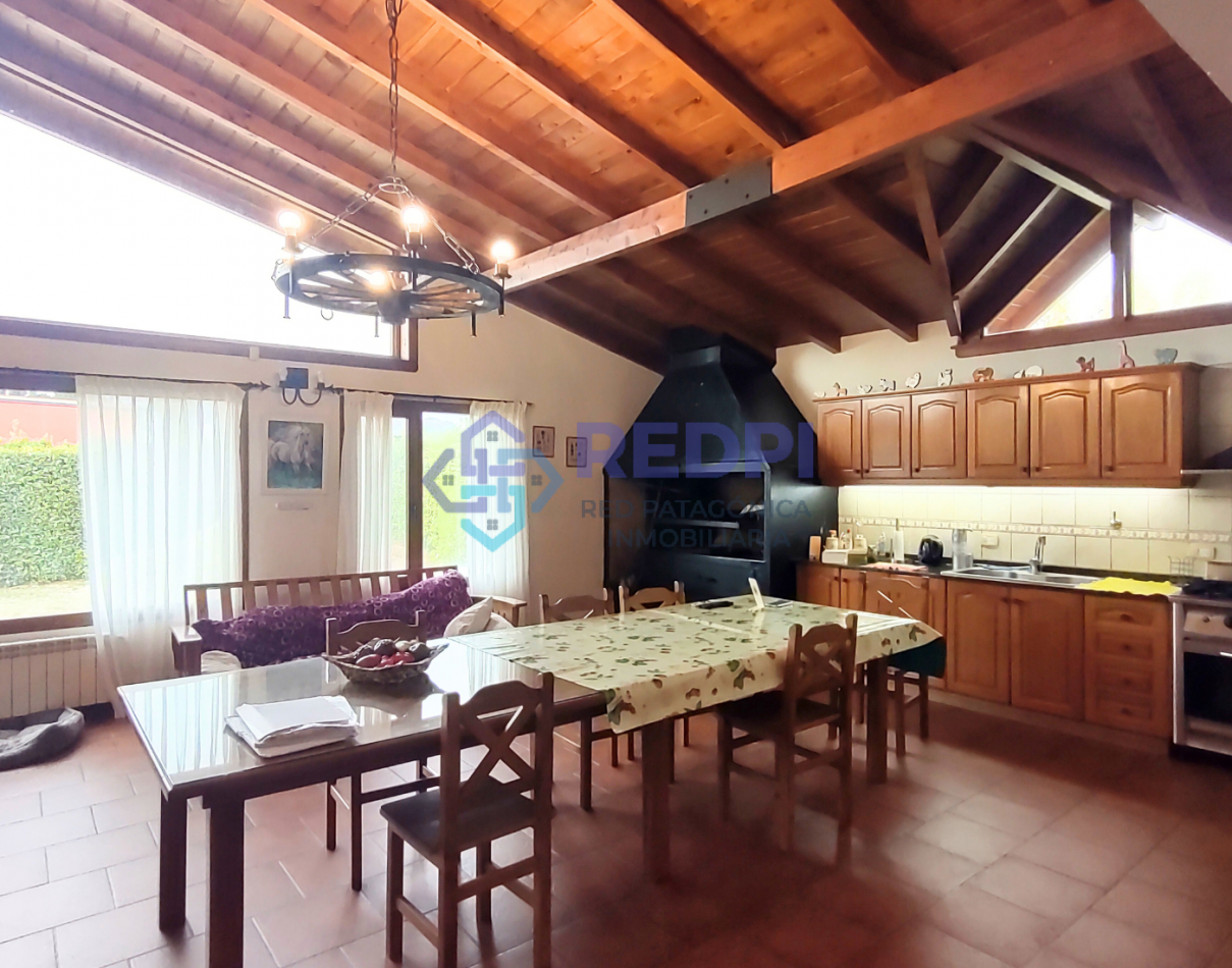 5 dorm con amplio quincho o depto en Dina Huapi