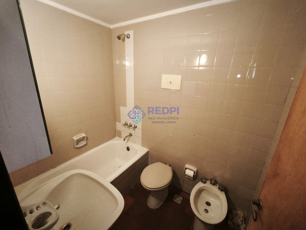 Departamento centrico con patio a reciclar