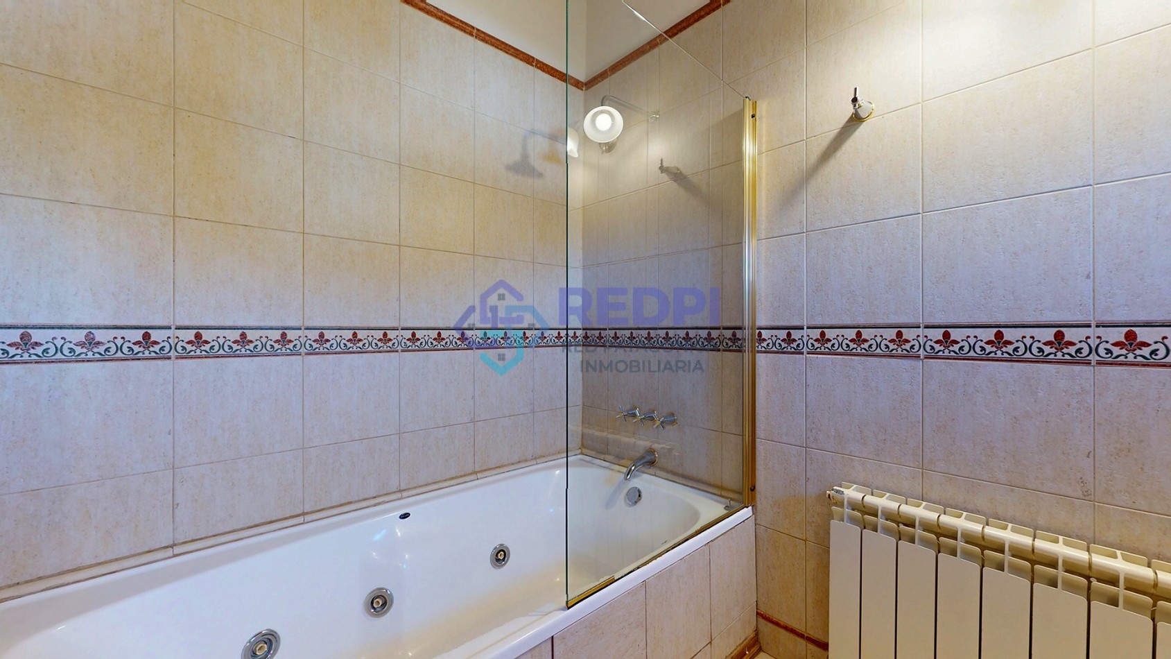 7 ambientes en Dina Huapi posibilidad de independizar el quincho como departamento anexo propiedad con potencial para desarrollar vivienda mas renta ideal